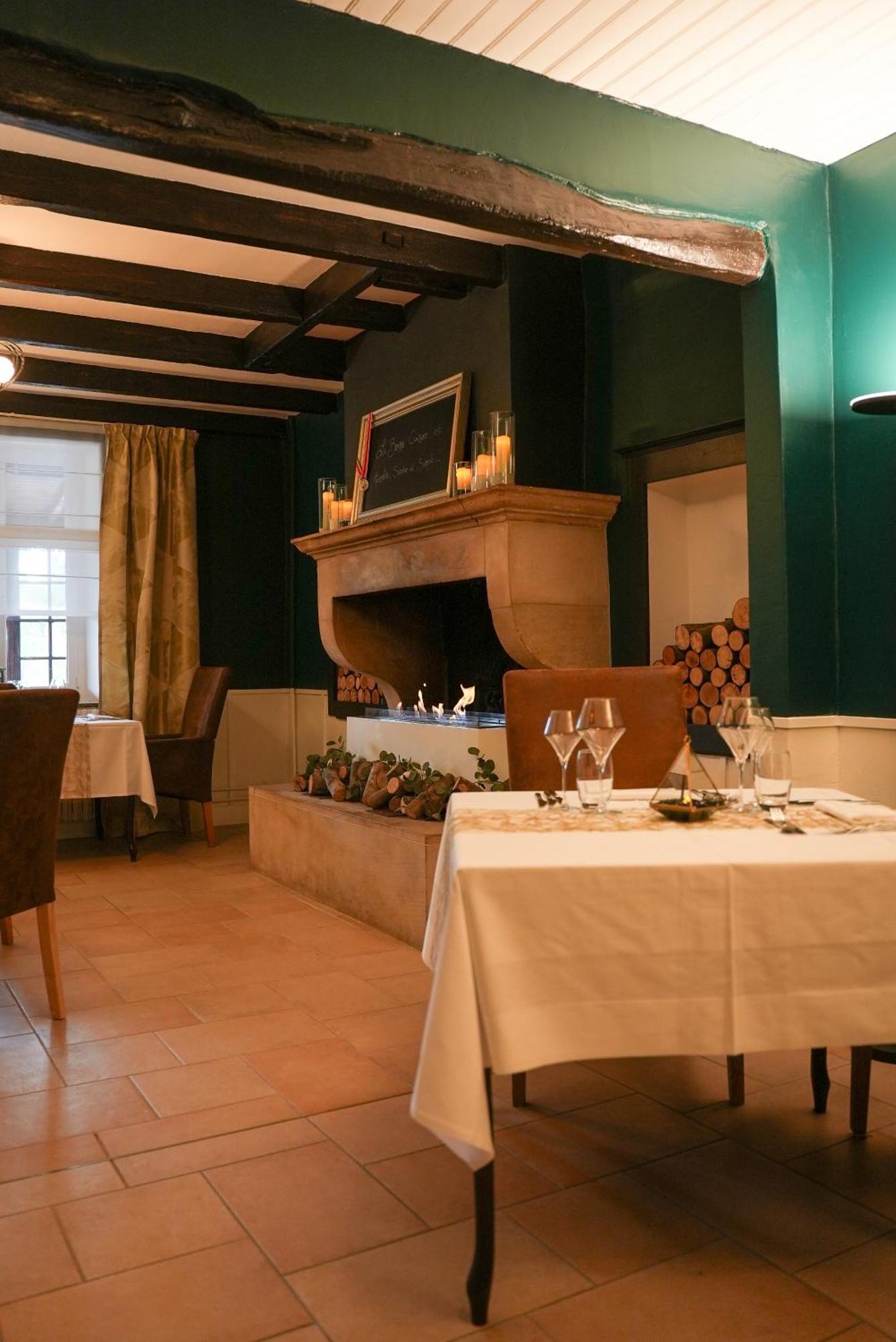 Relais De La Voie Sacrée Hotel Issoncourt