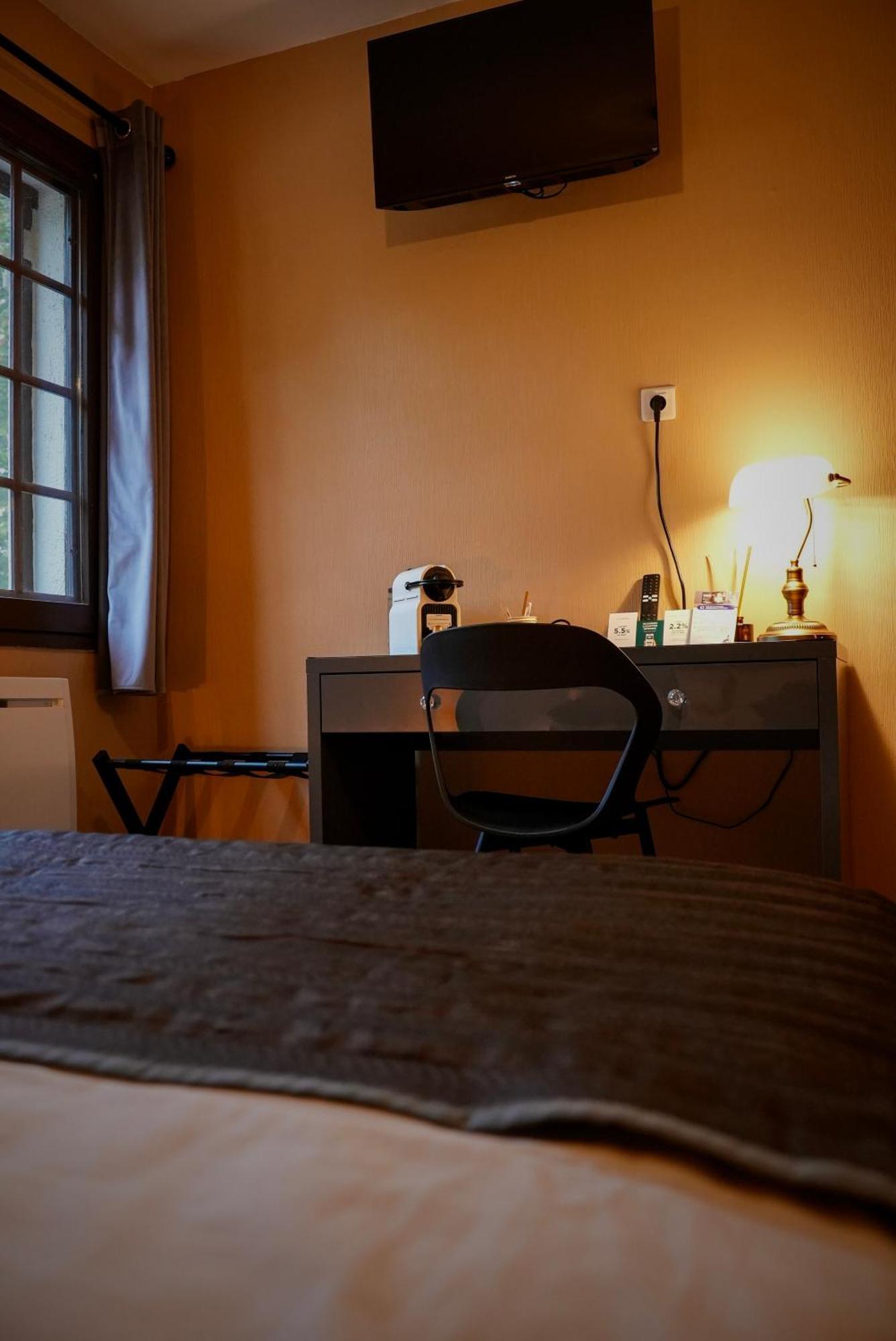 Relais De La Voie Sacrée Hotel