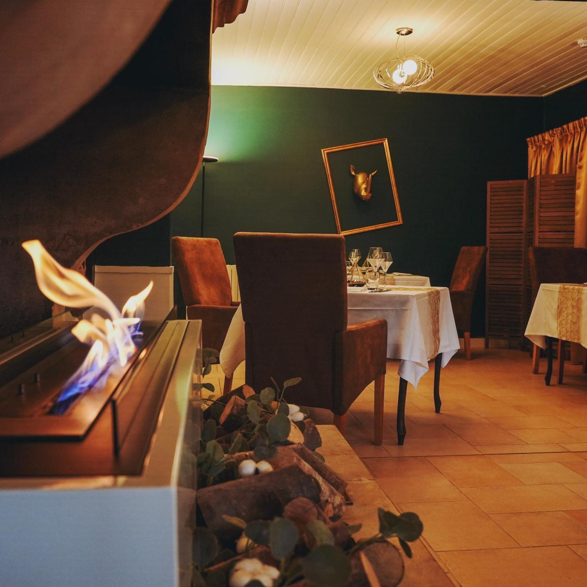 Relais De La Voie Sacrée Hotel Issoncourt